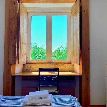 Cozy In The Center - Practical & Comfortable Apartment Lissabon