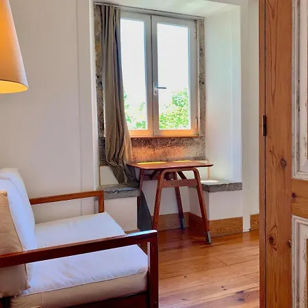 Cozy In The Center - Practical & Comfortable Apartment *