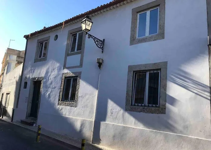 شقة Cozy In The Center - Practical & Comfortable Lisboa